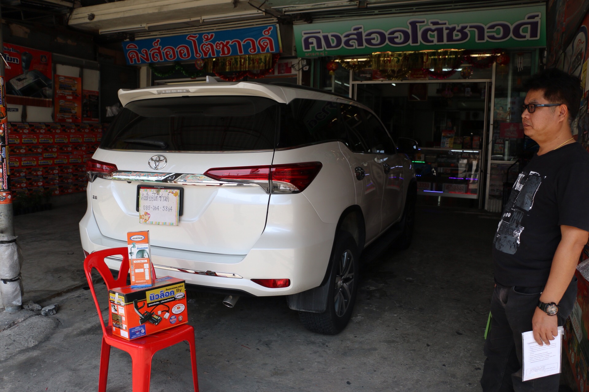 LOCKTECH NEW LOCK, lock ยางอะไหล่ FORTUNER2015