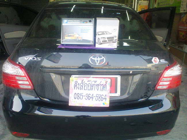 ลูกค้านำ รถยนต์ TOYOTA VIOS 2012 มาติดตั้ง เซนเซอร์ถอยหลัง 4 จุด และ รีโมทกันขโมย ABT 2 WAY กับทางร้าน