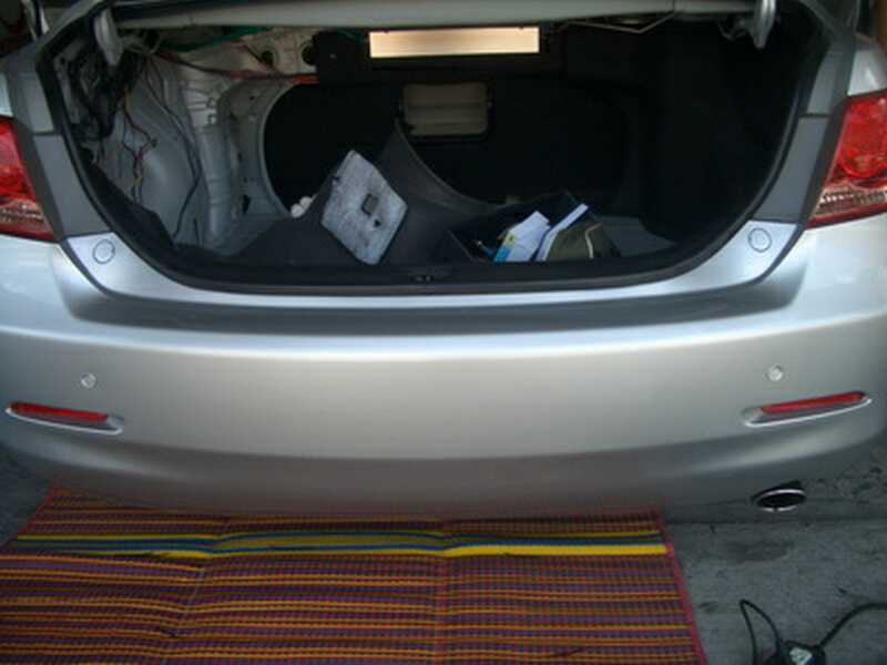 ลูกค้านำ TOYOTA CAMRY มาติดตั้ง เซนเซอร์ถอยหลัง 2 จุด กับทางร้าน