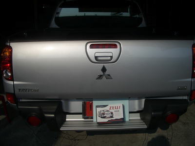 ลูกค้านำ รถยนต์ MITSUBISHI TRITON 4 ประตู มาติดตั้ง เซนเซอร์ 4 จุด กับทางร้าน