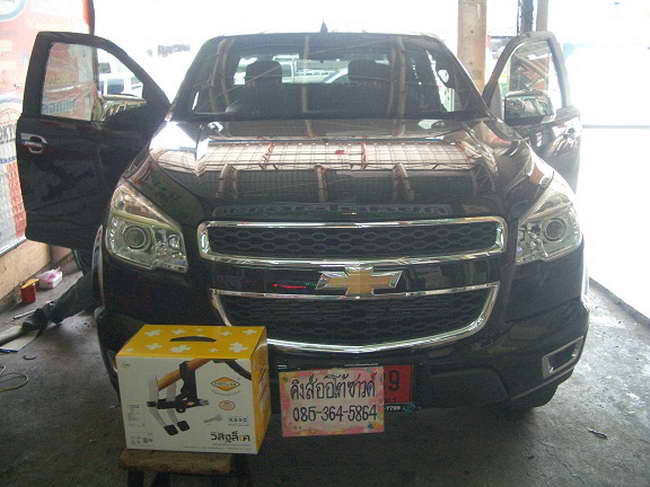 ลูกค้านำ รถยนต์ CHEVROLET COLORADO มาติดตั้ง ล็อคเทค (Locktech) กล่องเหลือง กับทางร้าน