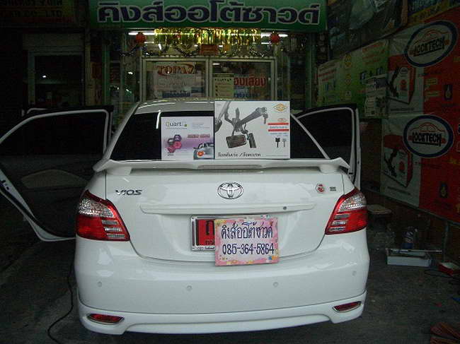 ลูกค้านำ รถยนต์ TOYOTA VIOS มาติดตั้ง LOCKTECH VISITLOCK BIZLOCK กล่องฟ้า