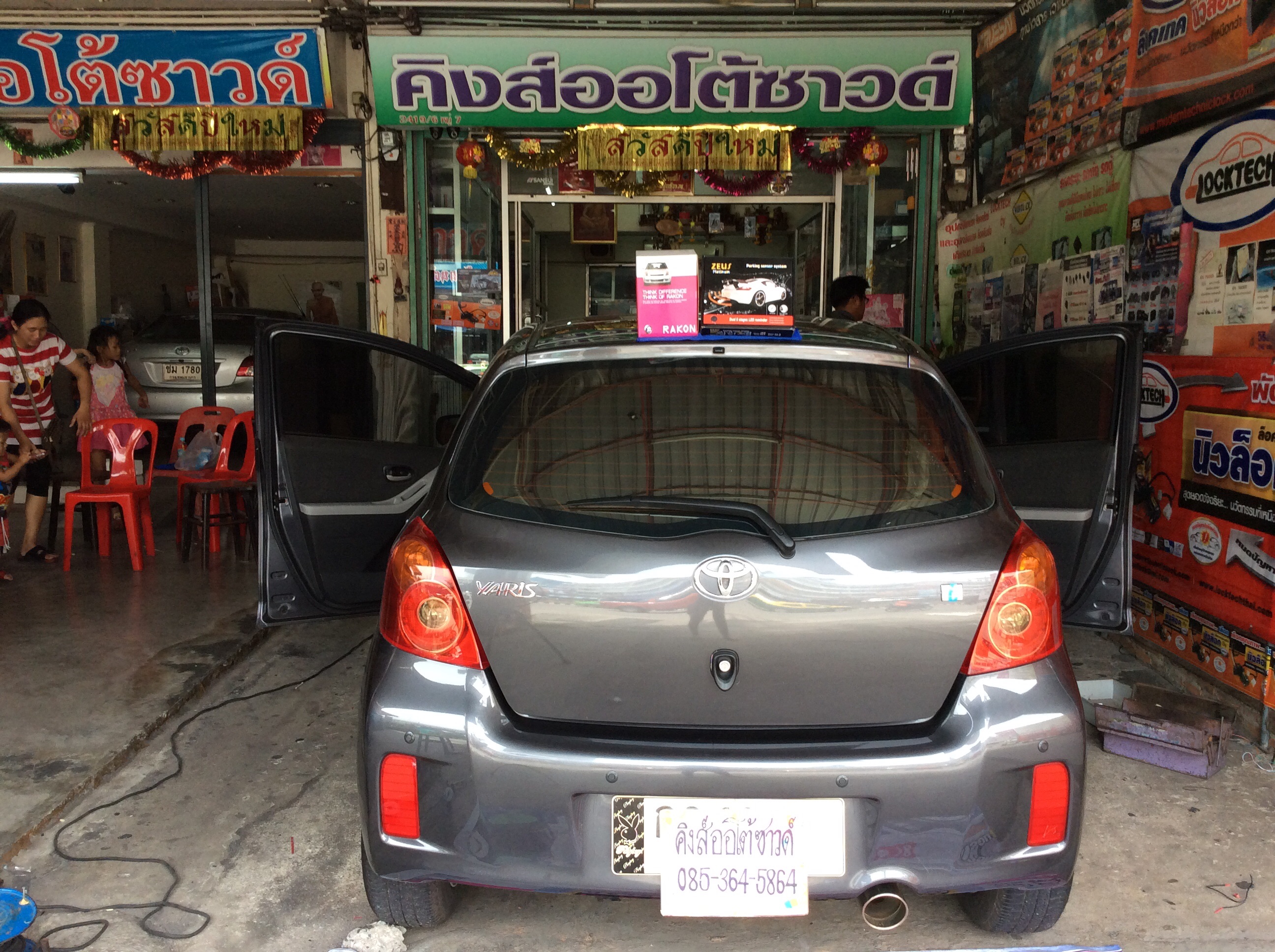 รีโมทกันขโมย upgrade และเซนเซอร์ถอยหลัง 4 จุด YARIS