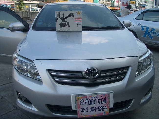 ลูกค้านำ รถยนต์ TOYOTA ALTIS มาติดตั้ง LOCKTECH VISITLOCK BIZLOCK กล่องฟ้า 