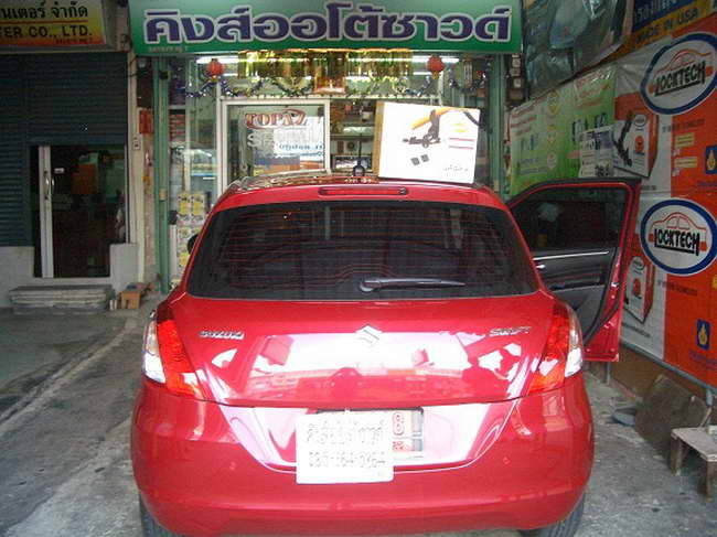 ลูกค้านำ รถยนต์ SUZUKI SWIFT PUSH START 2012 มาติดตั้ง LOCKTECH VISITLOCK กล่องเหลือง กับทางร้าน