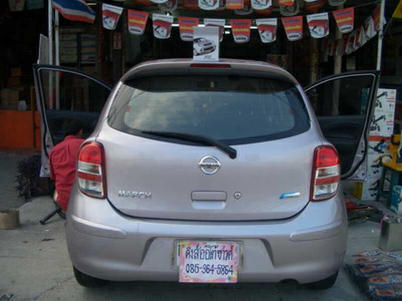ลูกค้านำ รถยนต์ NISSAN MARCH มาติดตั้ง รีโมทกันขโมย ABT MINI PLUS กับทางร้าน