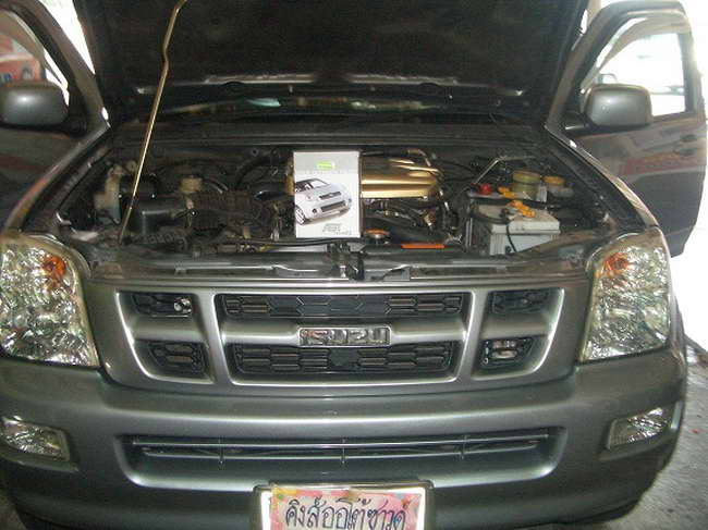 ลูกค้านำ รถยนต์ ISUZU D-MAX CAB มาติดตั้ง รีโมทกันขโมย ABT MINI PLUS กับทางร้าน