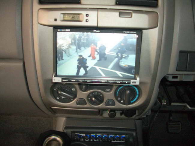 ลูกค้านำ รถยนต์ ISUZU D-MAX CAB มาติดตั้ง 2 ดิน MAGIC กับทางร้าน