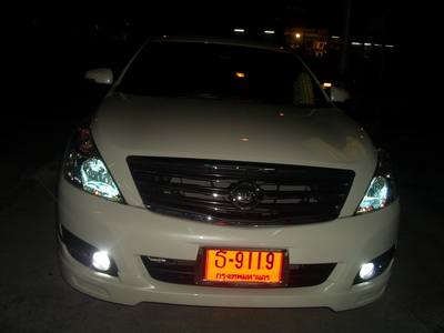 ลูกค้านำ รถยนต์ NISSAN TEANA มาติดตั้ง ไฟ XENON (ไฟตัดหมอก) กับทางร้าน