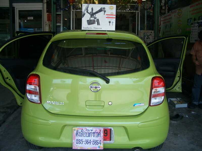 ลูกค้านำ รถยนต์ NISSAN MARCH มาติดตั้ง LOCKTECH BY VISIT LOCK กล่องฟ้า กับทางร้าน