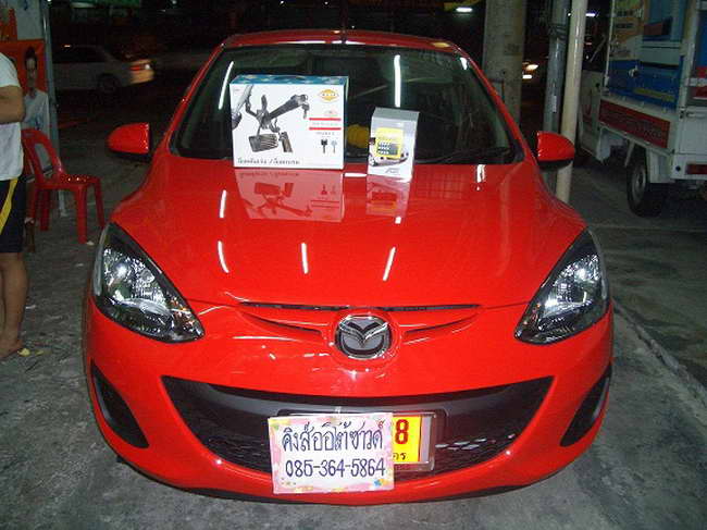 ลูกค้านำ รถยนต์ MAZDA 2 มาติดตั้ง LOCKTECH VISITLOCK BIZLOCK กล่องฟ้า  และ รีโมทกันขโมย ABT V4 DG กั