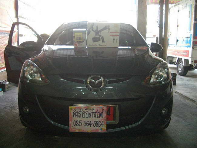 ลูกค้านำ รถยนต์ MAZDA 2 มาติดตั้ง LOCKTECH VISITLOCK BIZLOCK กล่องฟ้า และ รีโมทกันขโมย ABT UPGRADE D