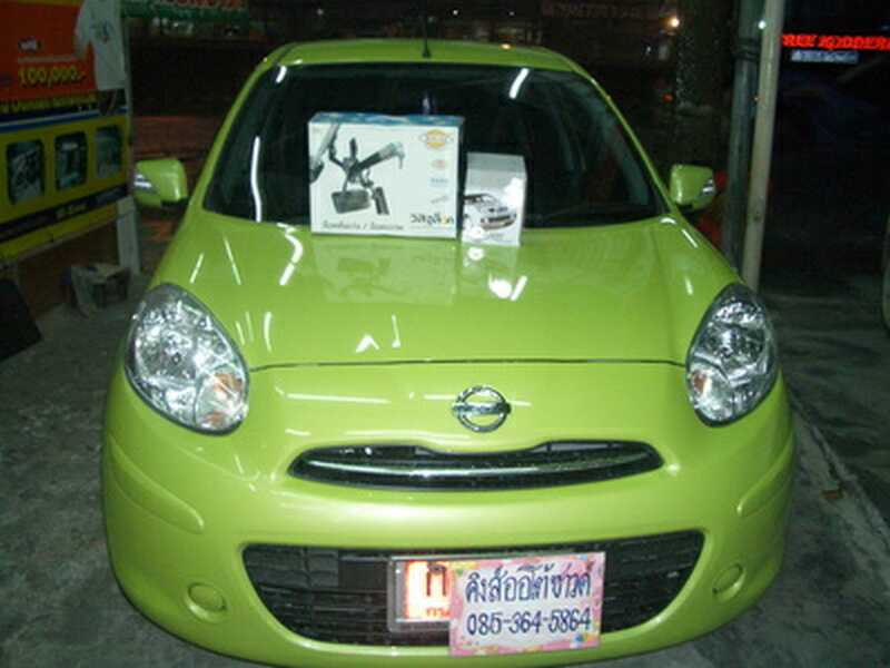 ลูกค้านำ รถยนต์ NISSAN MARCH ป้ายแดง มาติดตั้ง LOCKTECH VISITLOCKฺ BIZLOCK กล่องฟ้า และ รีโมทกันขโมย