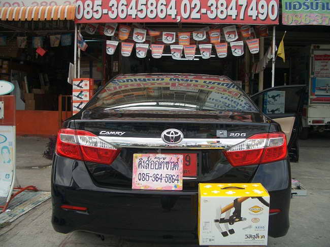 ลูกค้านำ รถยนต์ TOYOTA CAMRY 2012 มาติดตั้ง LOCKTECH VISIT LOCK กล่องเหลือง กับทางร้าน