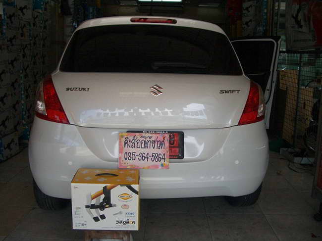 ลูกค้านำ รถยนต์ SUZUKI SWIFT มาติดตั้ง LOCKTECH BY VISIT LOCK กล่องเหลือง กับทางร้าน